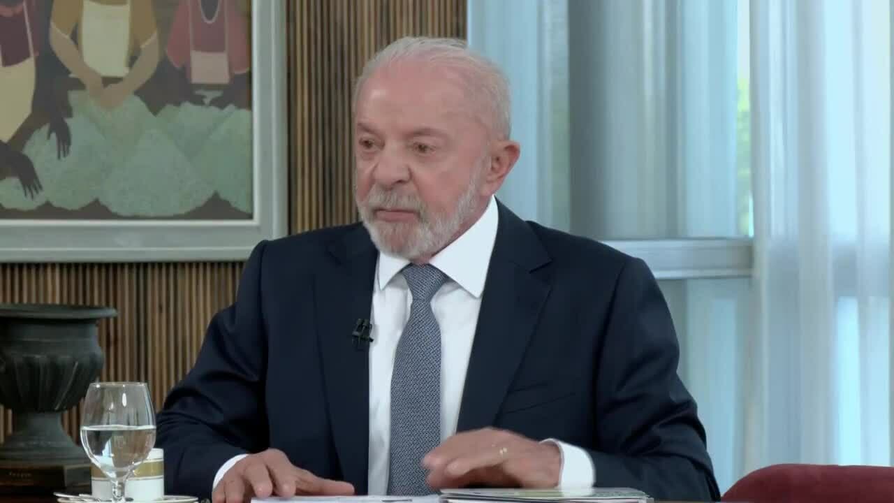 Presidente do PT nega que campanha de Lula avalie troca de ministros até 2º turno