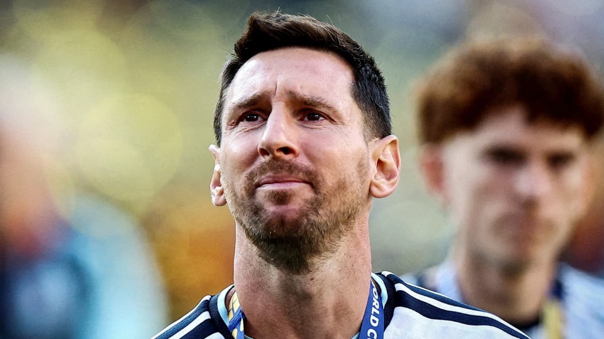 Messi tem churrasco de despedida com jogadores da seleção argentina