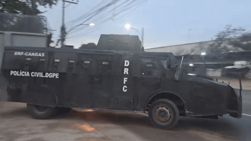 Polícia faz operação contra grupo que rouba cargas e pneus na Zona Norte