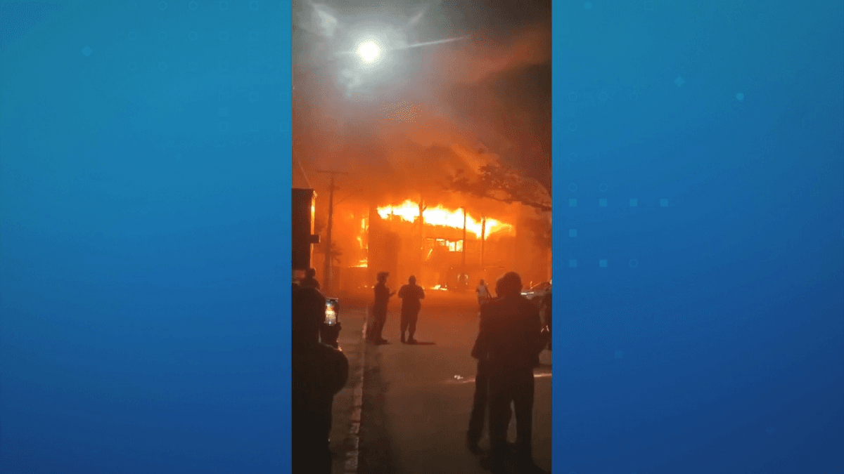 AGU cria força-tarefa para atuar em caso de incêndio na UFPE