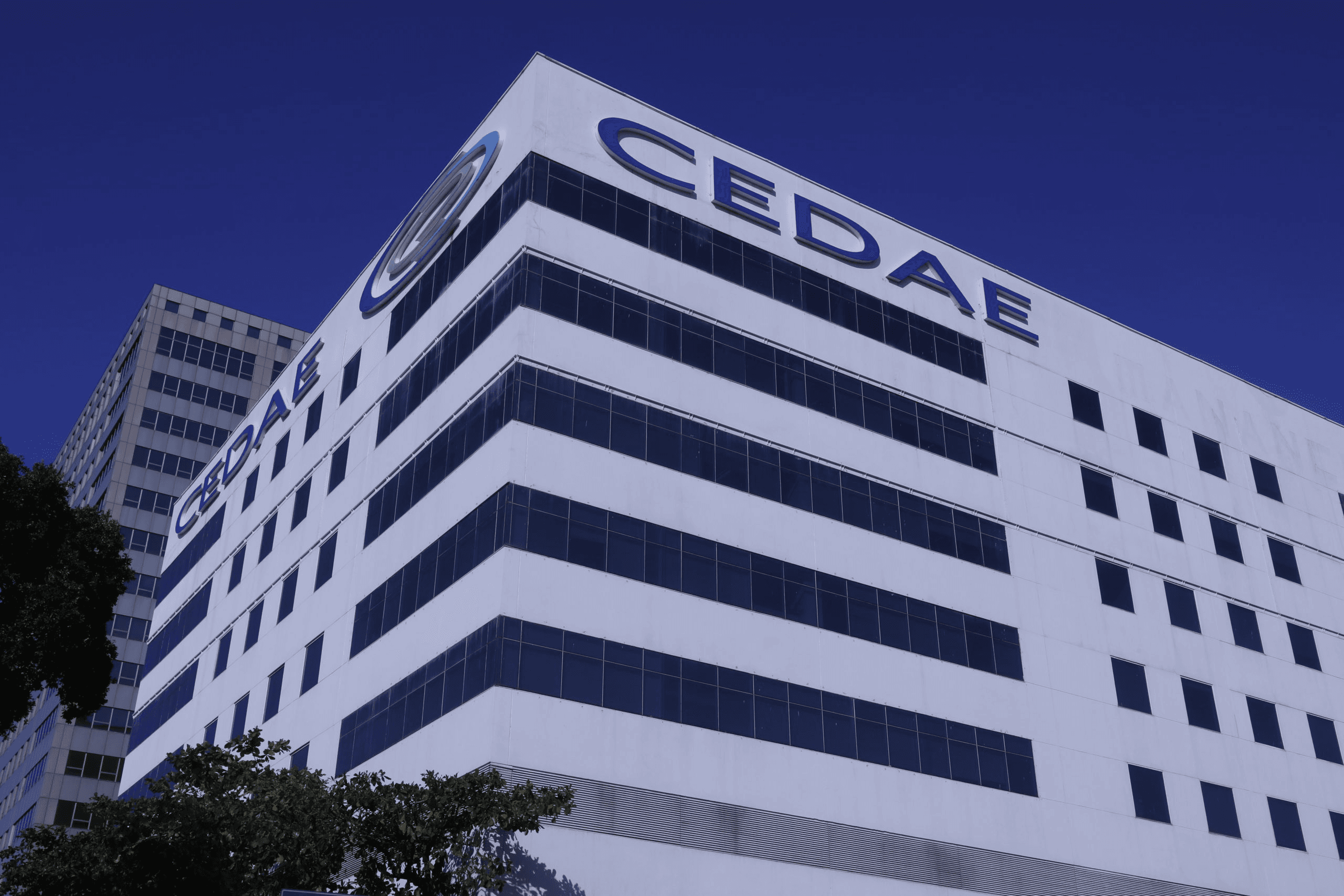 Cedae Saúde contrata empresa suspeita de não fazer exames nos funcionários