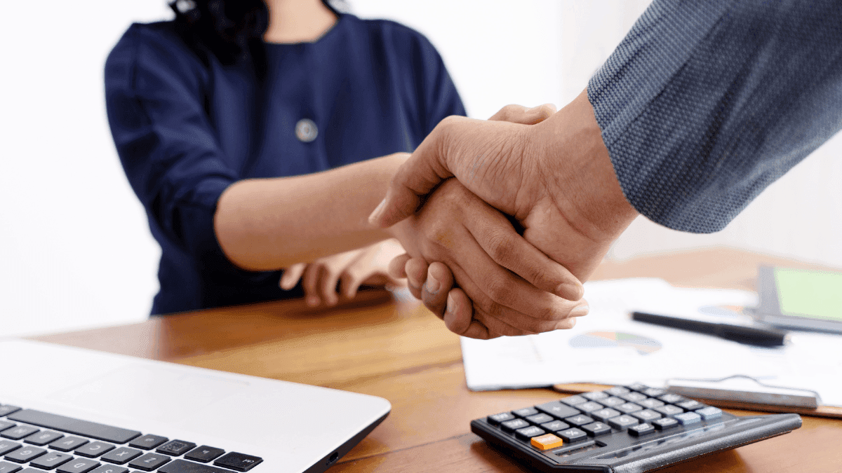 Governo prepara Desenrola para trabalhadores informais e adimplentes
