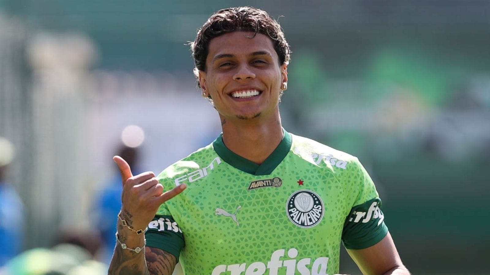 Palmeiras fecha venda de Richard Ríos ao Benfica por 30 milhões de euros