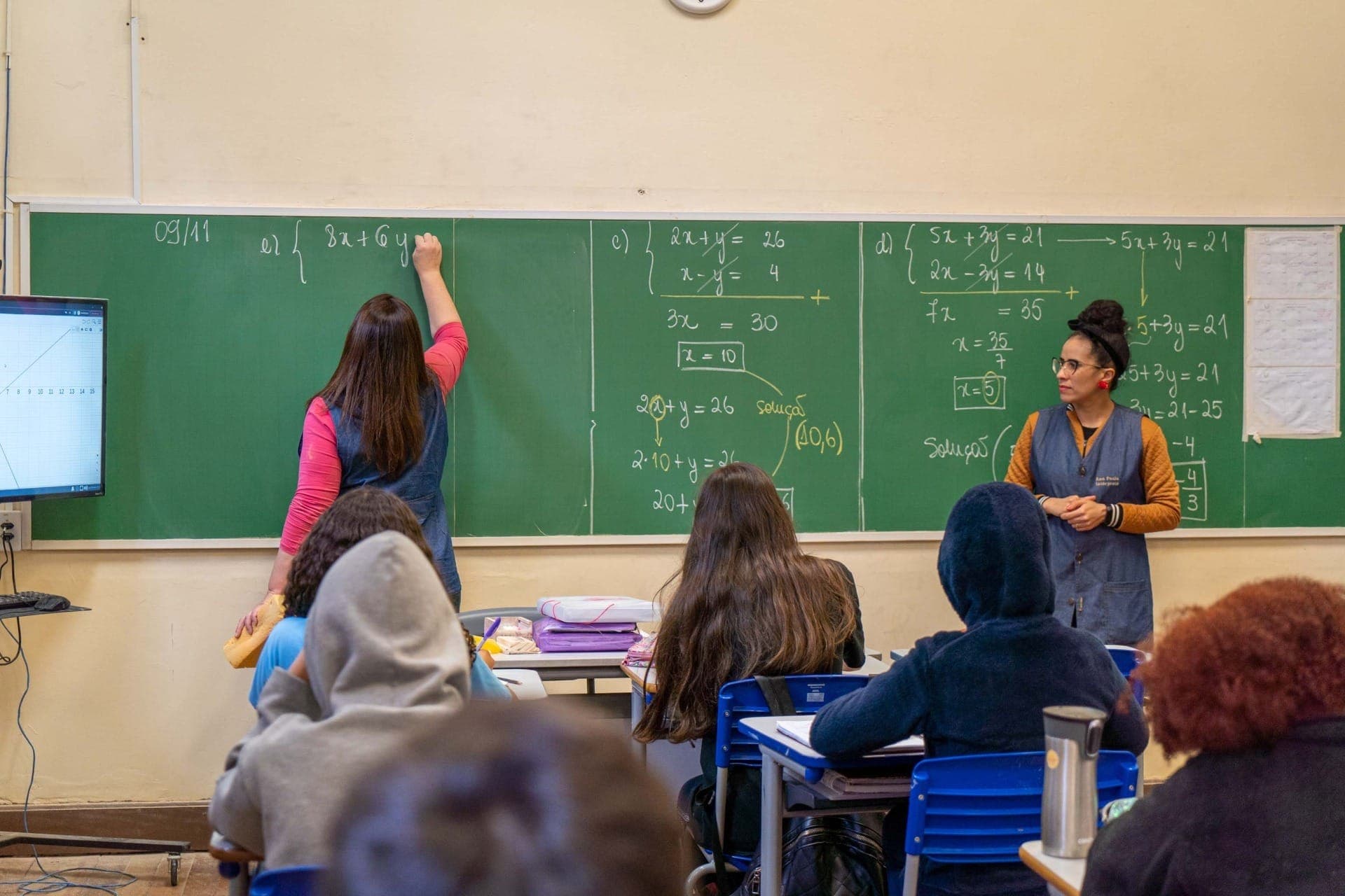 Governo de SP anuncia concurso para 5 mil vagas de professores