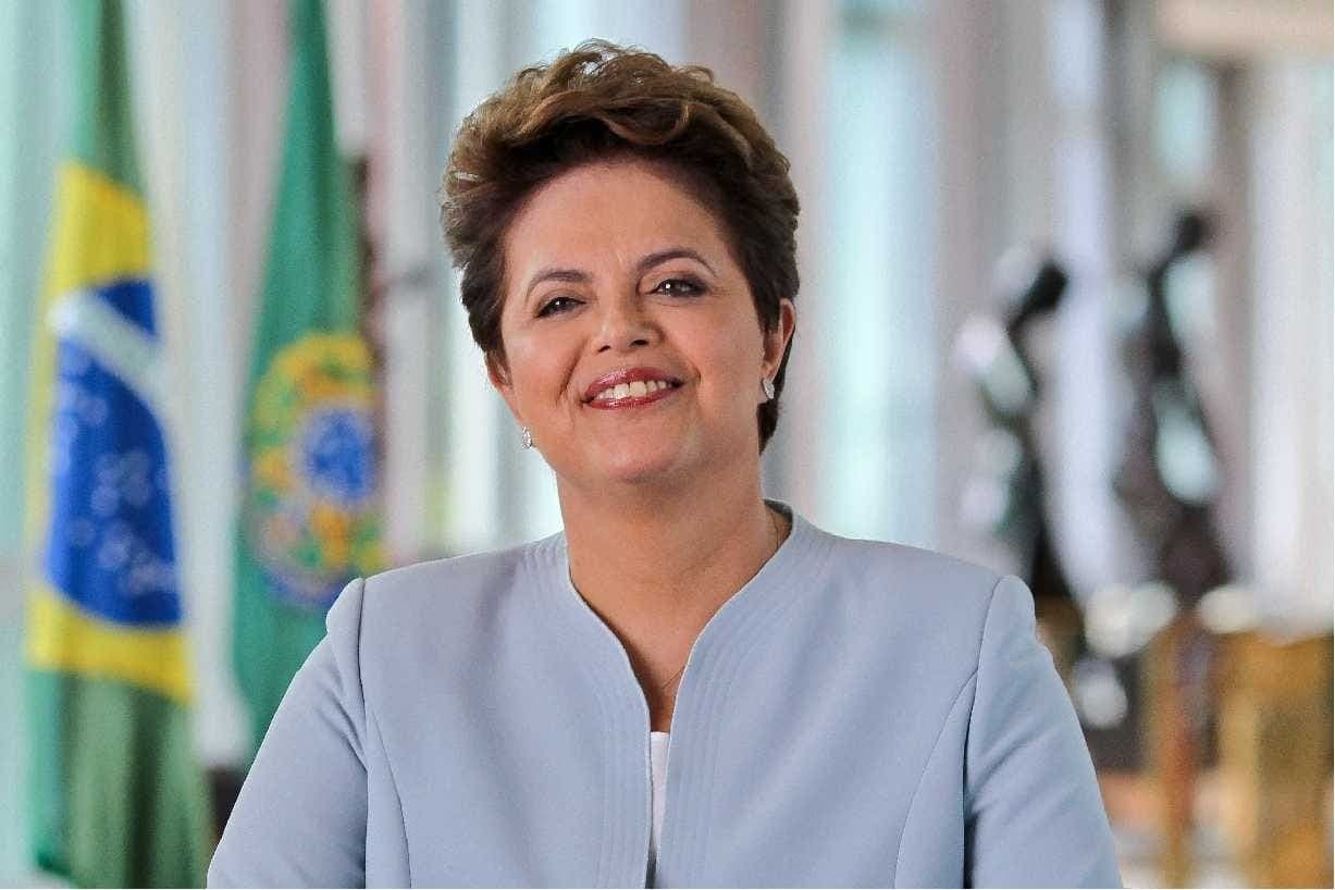 Comissão aprova reconhecimento de anistiada política a Dilma Rousseff