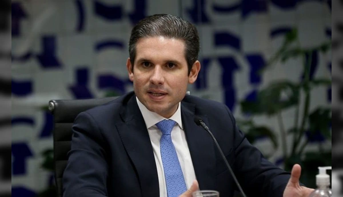 Motta: CNPE irá deliberar sobre aumento do etanol na gasolina na terça (14)