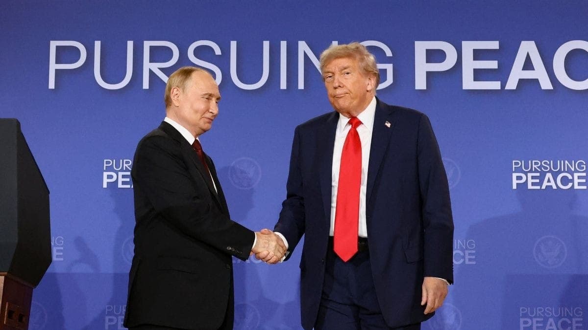 Putin pede que Ucrânia e Europa não criem "obstáculos" para a paz