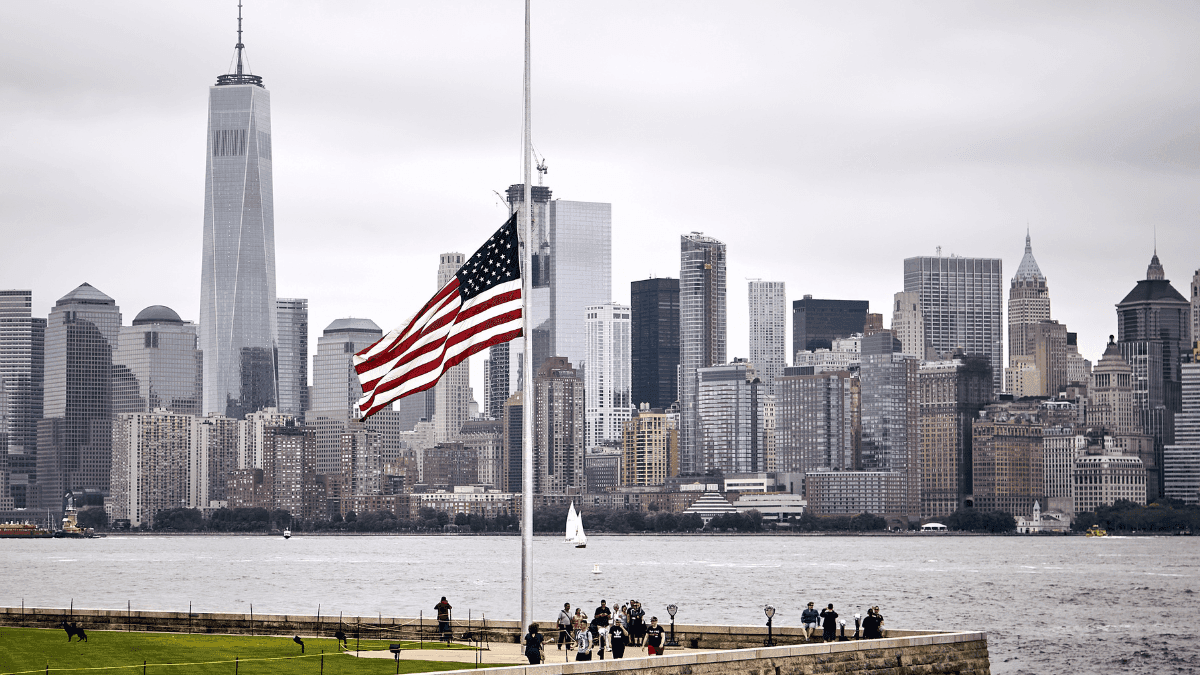 Paralisação do governo dos EUA causa atrasos em 15 mil voos e prejuízo de US$ 1 bi ao turismo