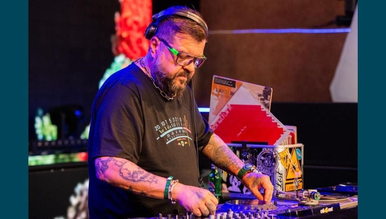 Dia do DJ: a profissão que transforma som em memória afetiva
