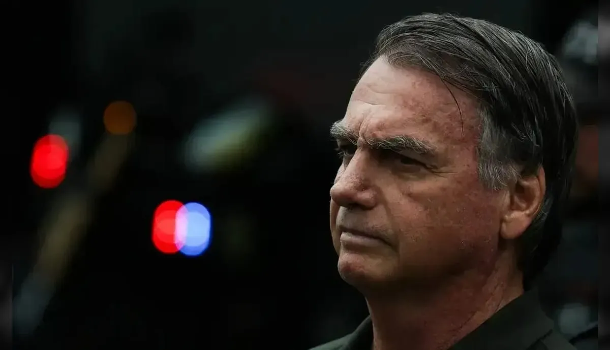 Moraes autoriza Bolsonaro a deixar prisão domiciliar para ir ao dentista