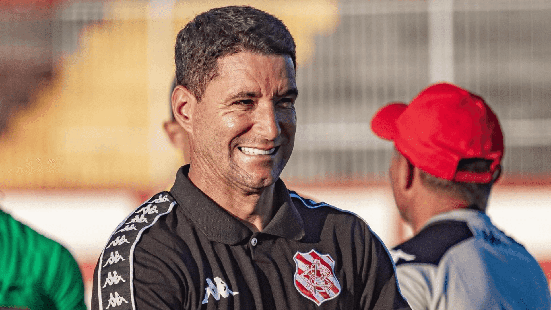 Thiago Neves vence a quarta seguida no comando do Bangu; veja números