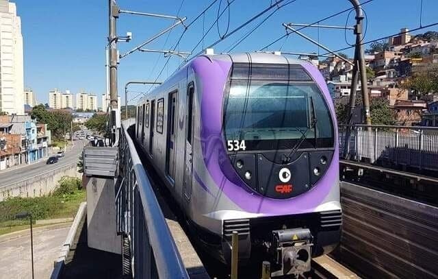 Linha 5-Lilás, da Motiva Trilhos, opera com lentidão após falha técnica
