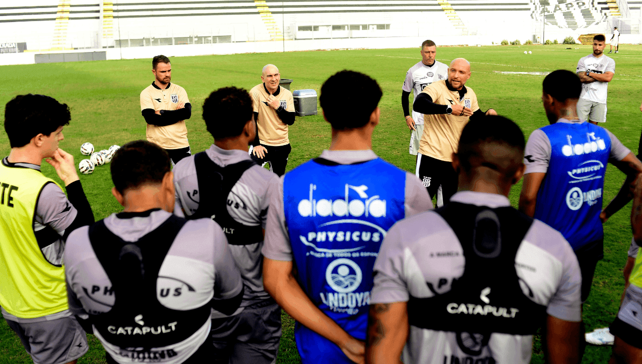 Dois reforços podem deixar a Ponte Preta; promessa renova contrato