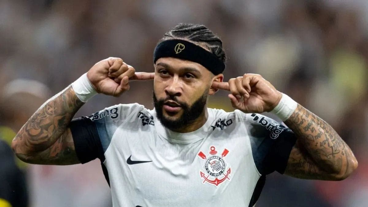 Diniz destaca Memphis na vitória do Corinthians sobre Rosario Central