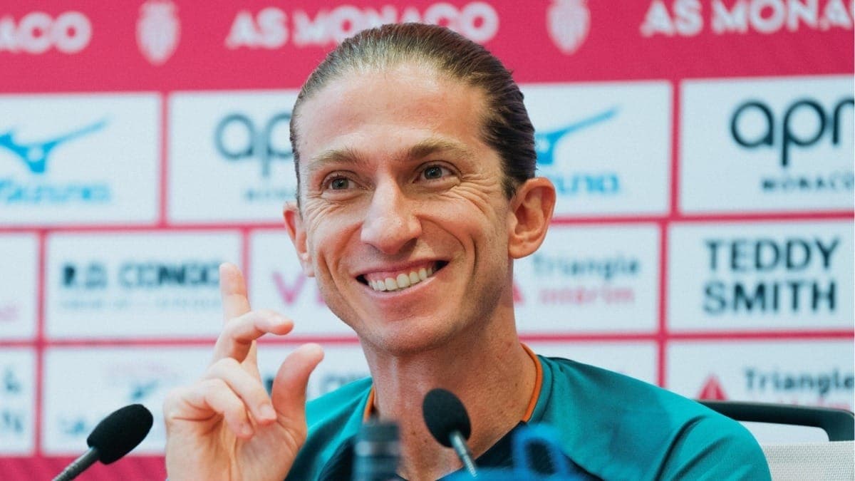 Filipe Luís sofre, mas vence em estreia do Monaco no Francês; veja lances