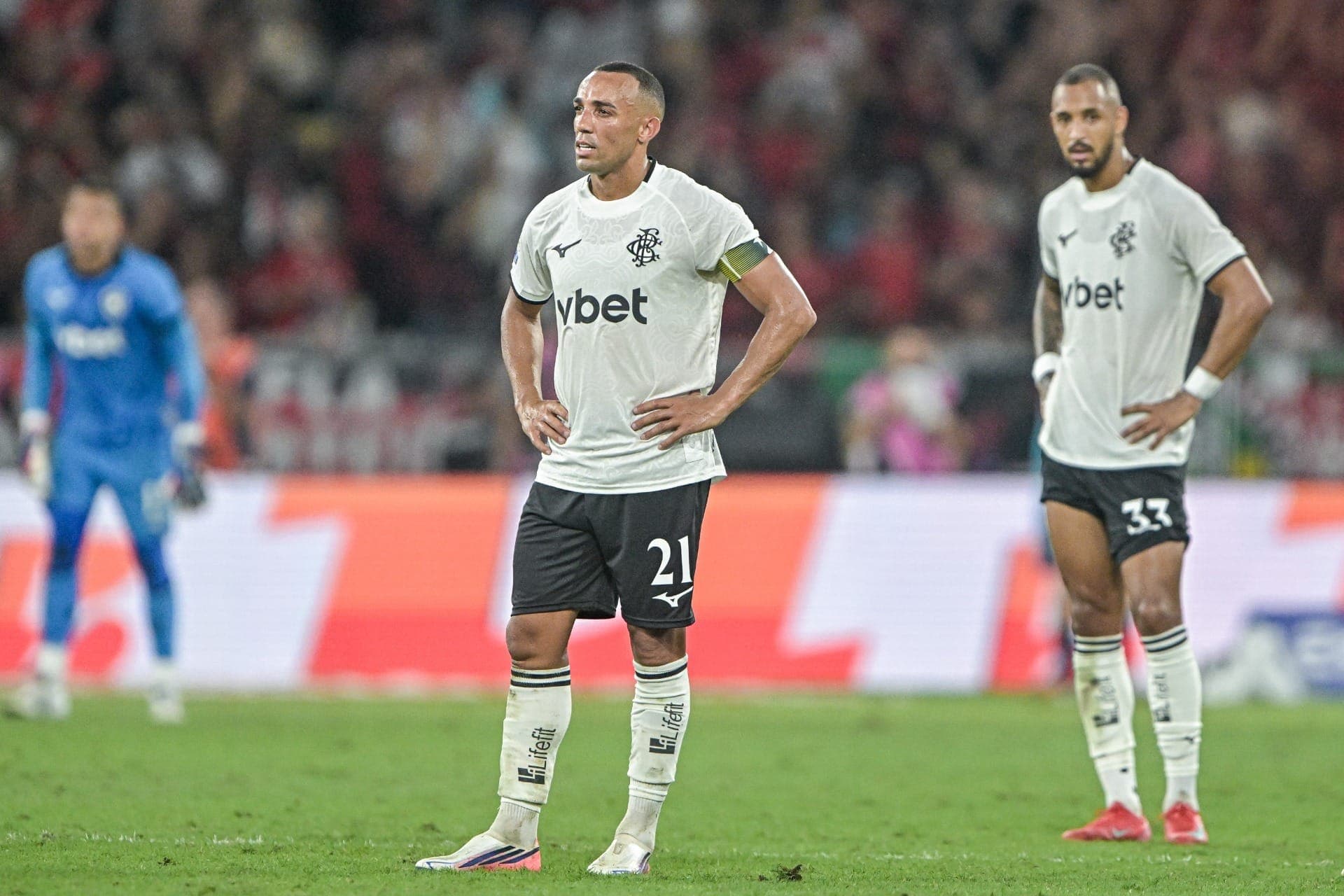 Marçal explica briga com Emerson Royal no clássico Flamengo x Botafogo