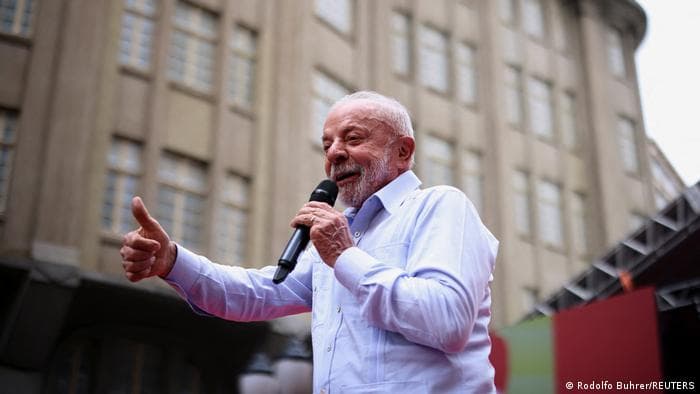 TSE proíbe Globo de colocar cadeira vazia no lugar de Lula em debate