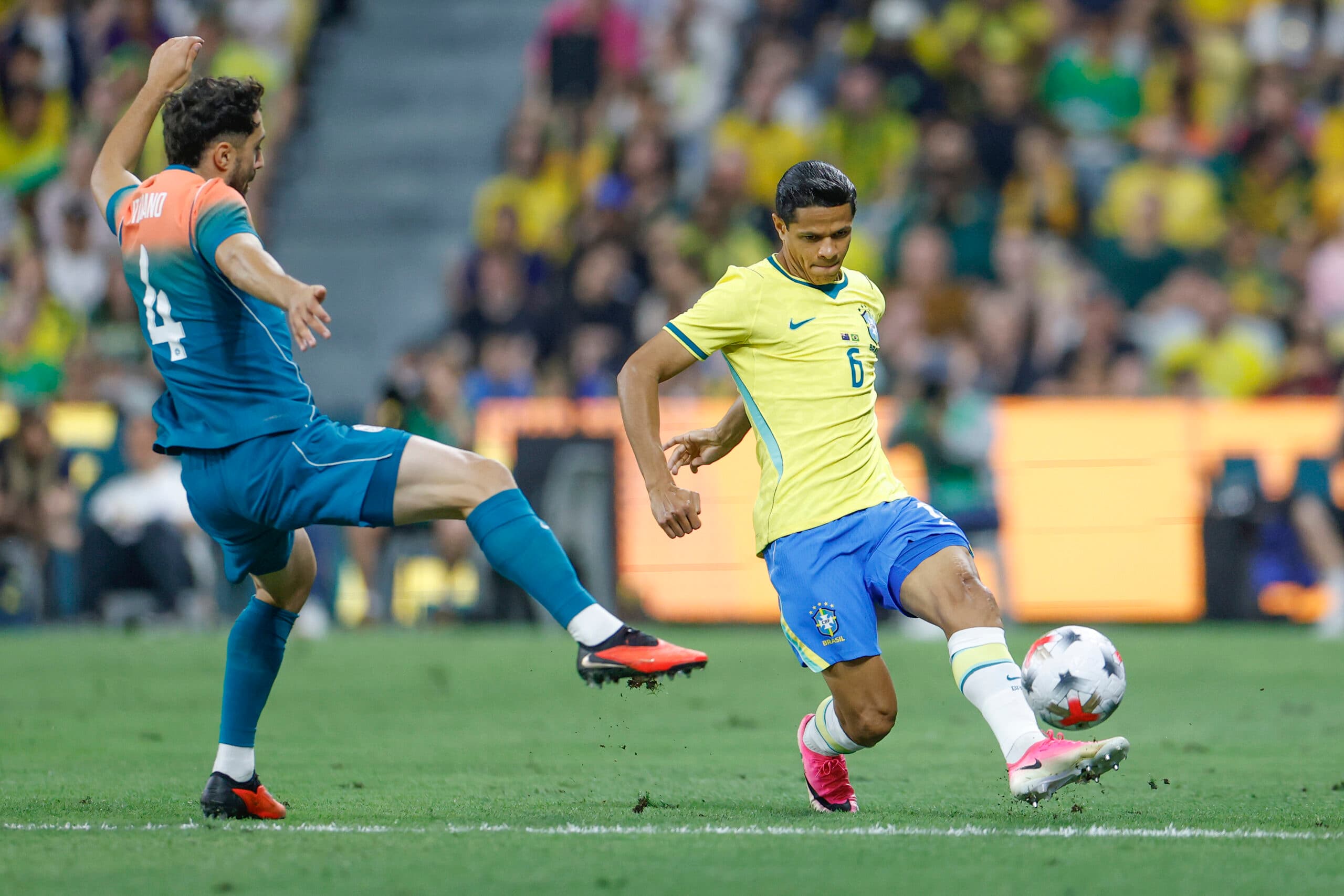 Rayan marca no fim e evita vexame da Seleção Brasileira contra Austrália