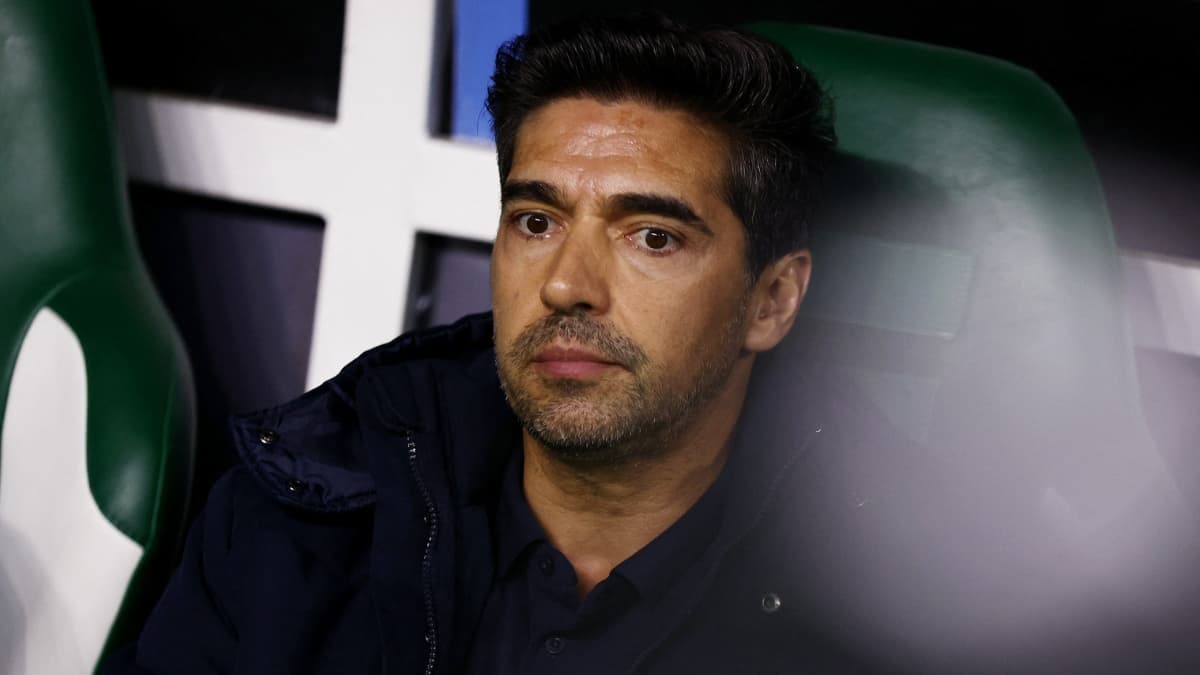 STJD aumenta punição para Abel Ferreira, técnico do Palmeiras; confira