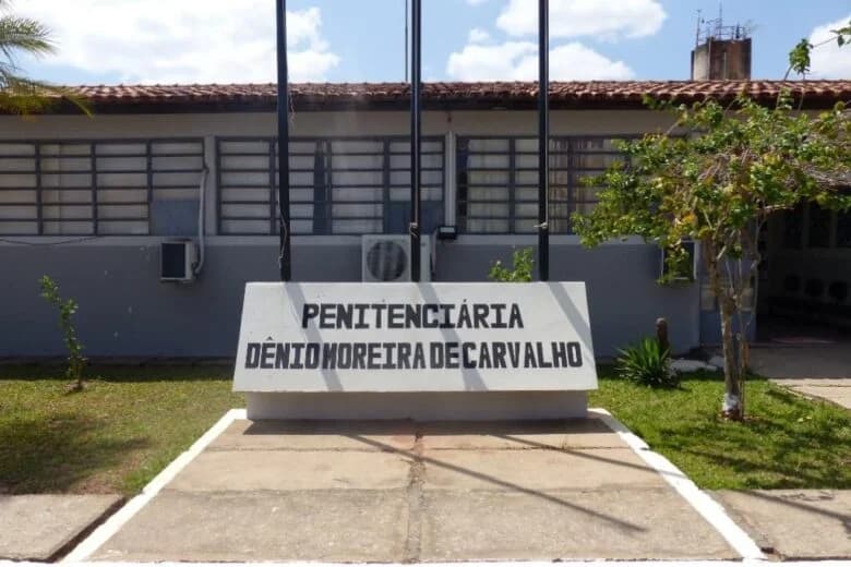 Policial penal é afastado por suspeita de cobrar R$ 20 mil de detento