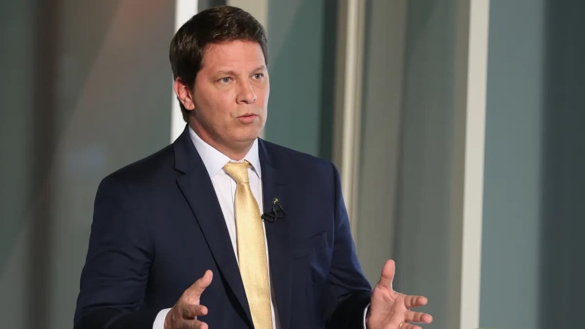 Dark Horse: PSOL-Rede pede cassação de Mario Frias por quebra de decoro