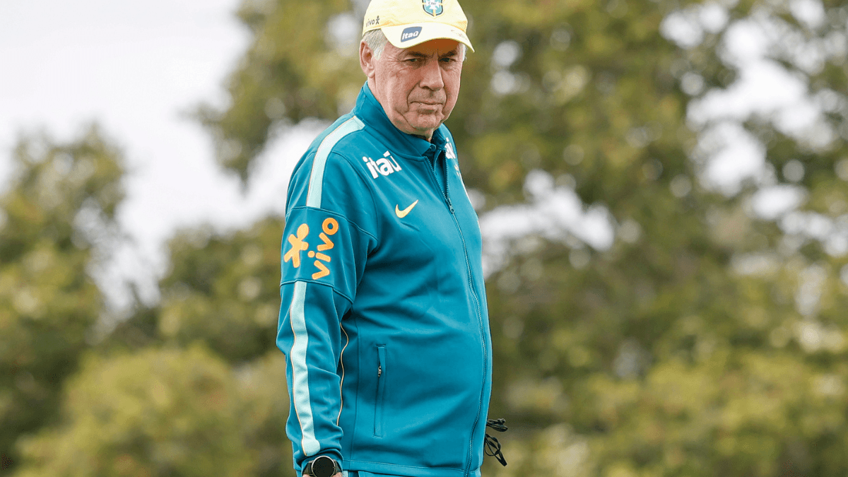 Ancelotti comenta sobre novo ciclo e analisa regra imposta pela CBF