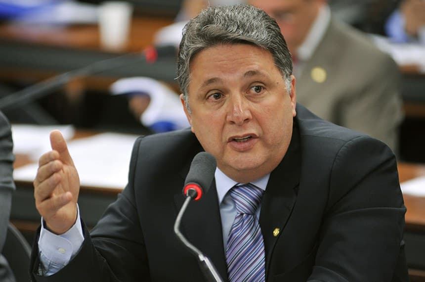 TRE indefere candidatura de ex-governador do Rio Anthony Garotinho