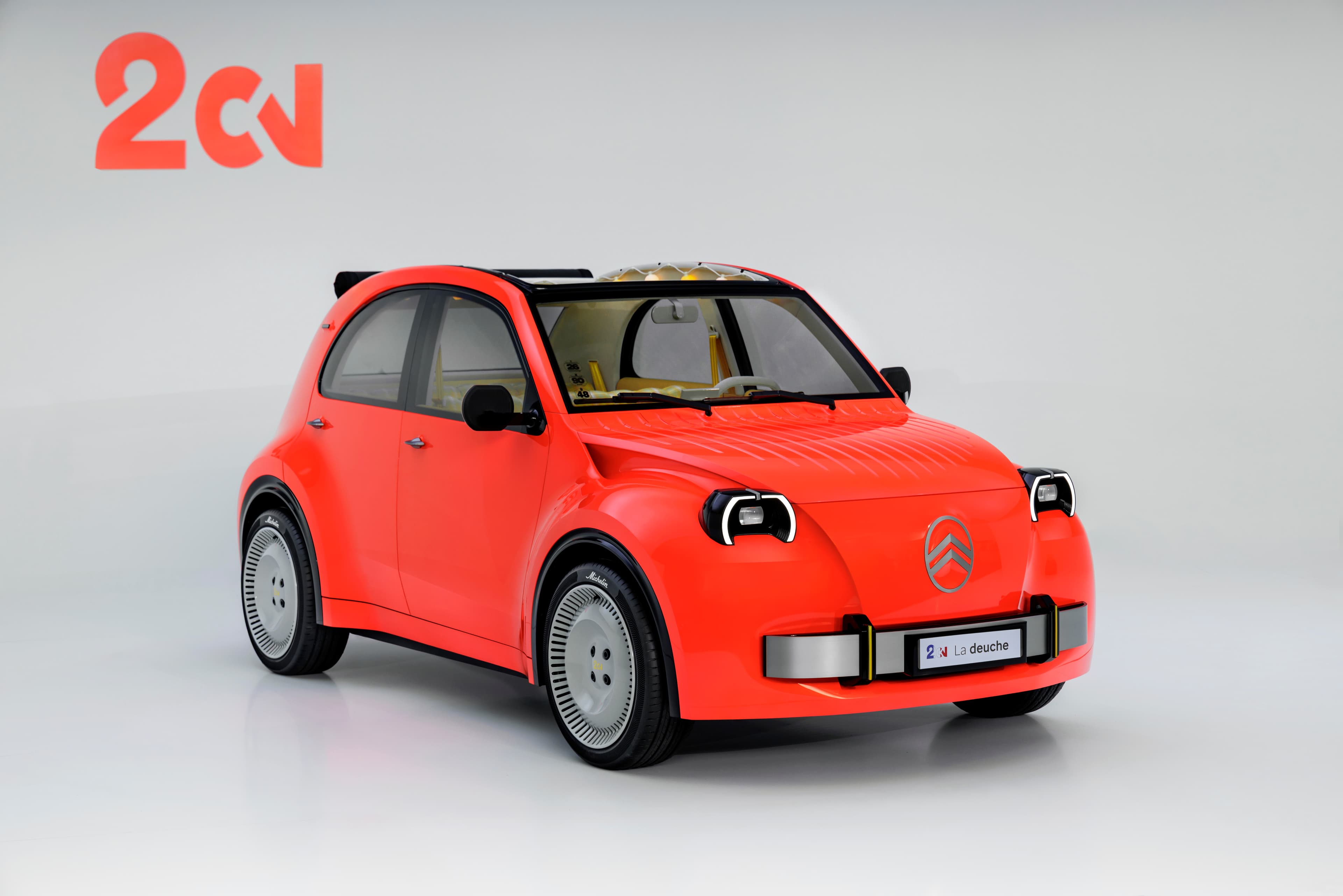 Ícone da Citroën, 2CV renasce elétrico com preço para desafiar chineses