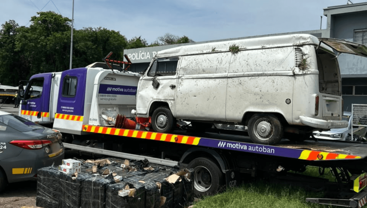 PMRv apreende R$ 300 mil em cigarros em Kombi na Rodovia dos Bandeirantes