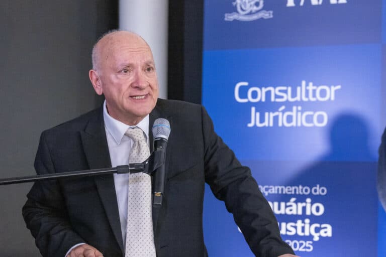 Jornalista Márcio Chaer morre após sofrer mal súbito em perseguição a ladrão