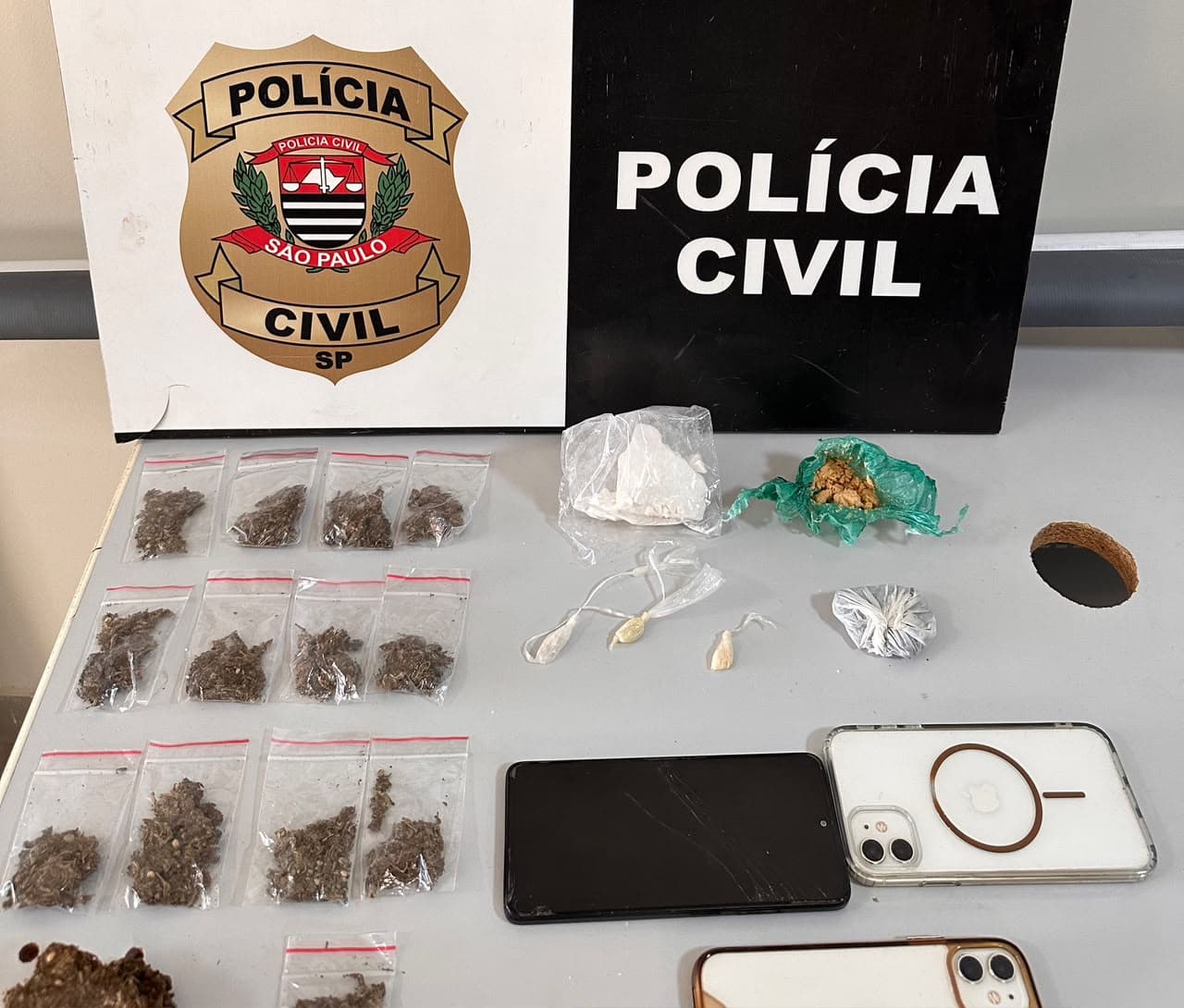 Operação Ruptura prende duas pessoas e apreende drogas em Pirapozinho