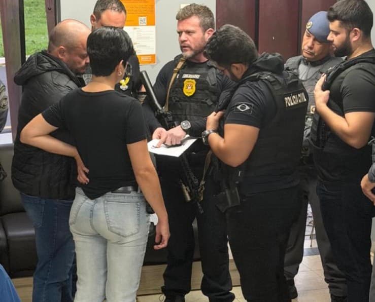 Operação contra o tráfico mobiliza policiais e cumpre mandados em Platina