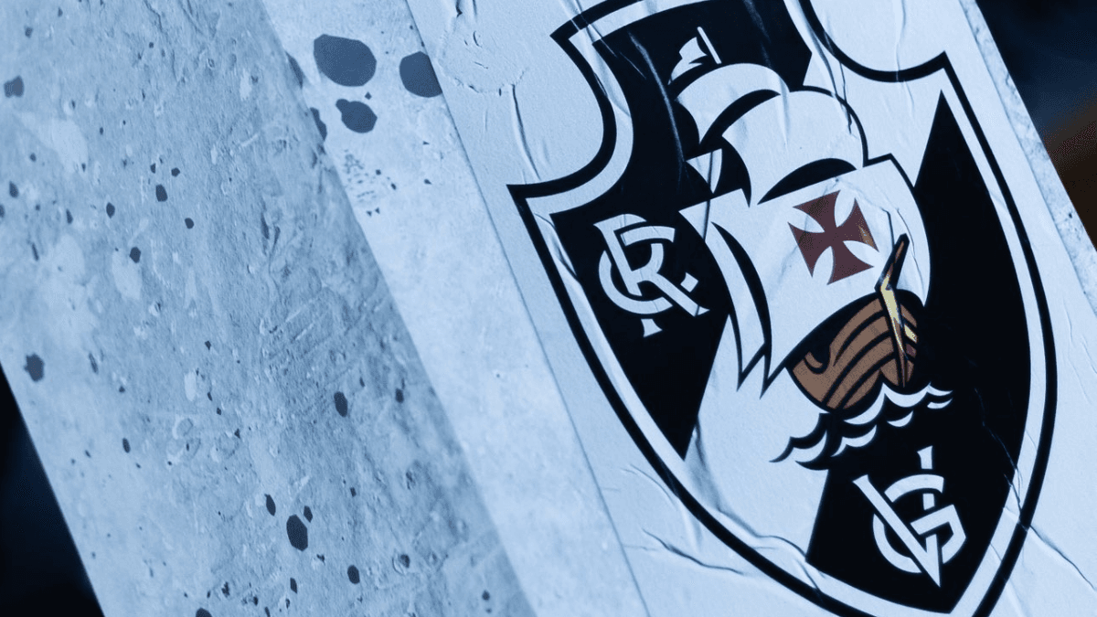 Vasco x Remo: escalações confirmadas para duelo pelo Brasileirão