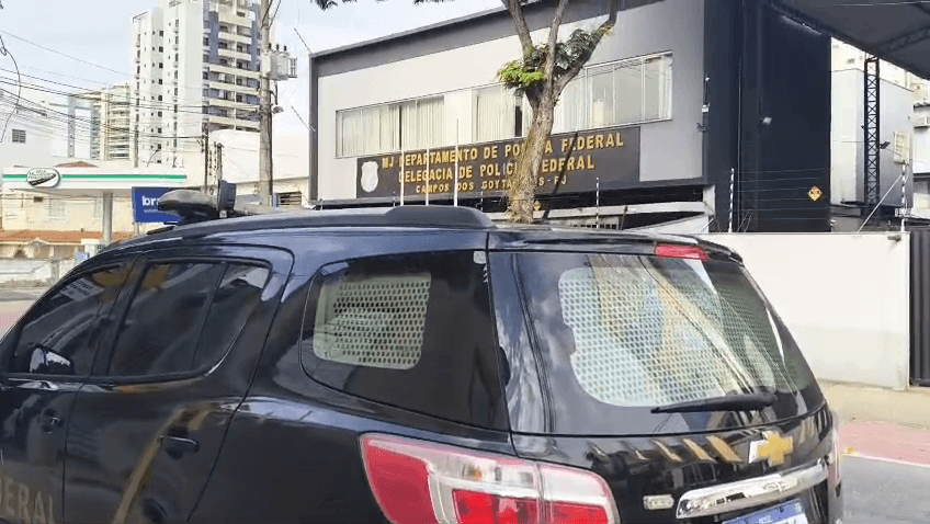 PF nas ruas contra esquema de corrupção em hospital no Norte Fluminense
