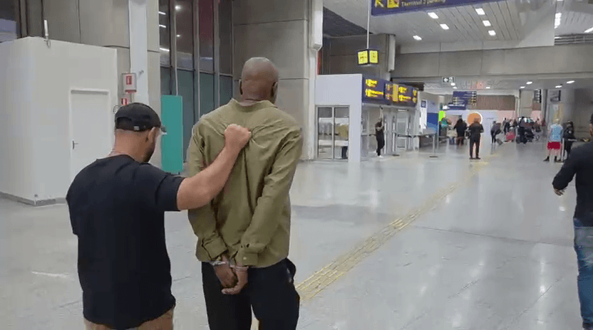 Homem apontado como principal responsável por extorsão no Galeão é preso