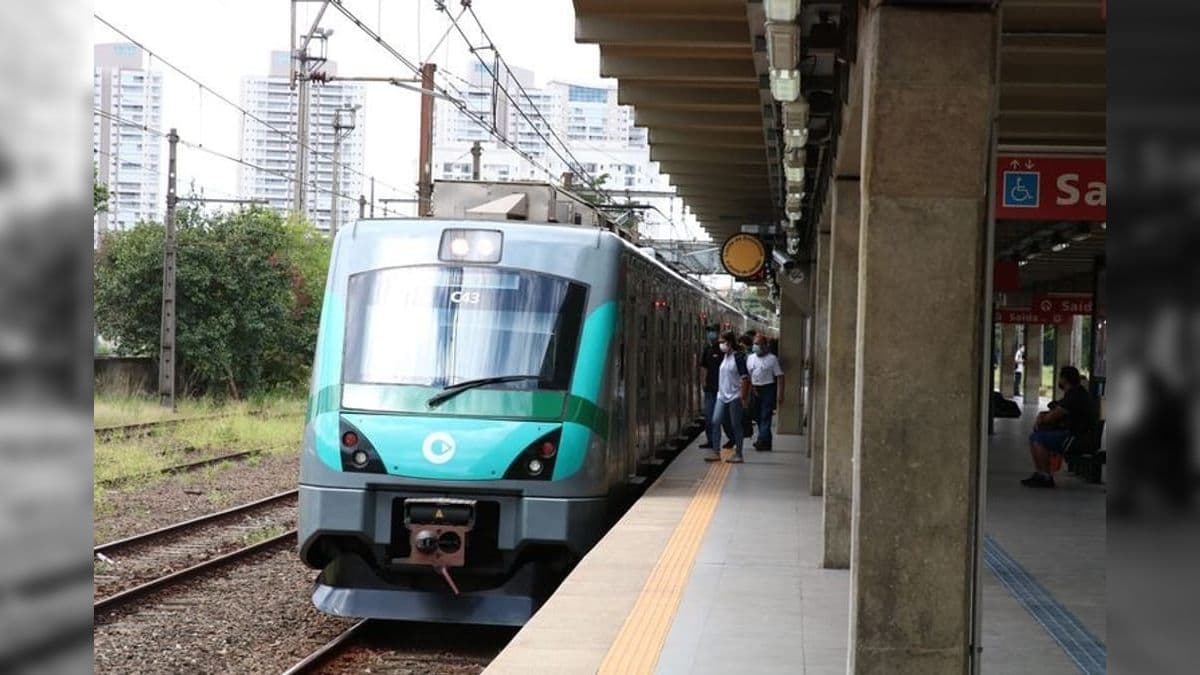 Linha 9-Esmeralda registra lentidão após suspeita de risco de deslizamento