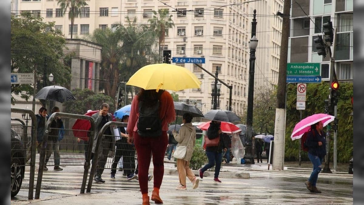 Inmet emite alerta laranja para perigo de chuvas intensas na Bahia, Sergipe e Pará