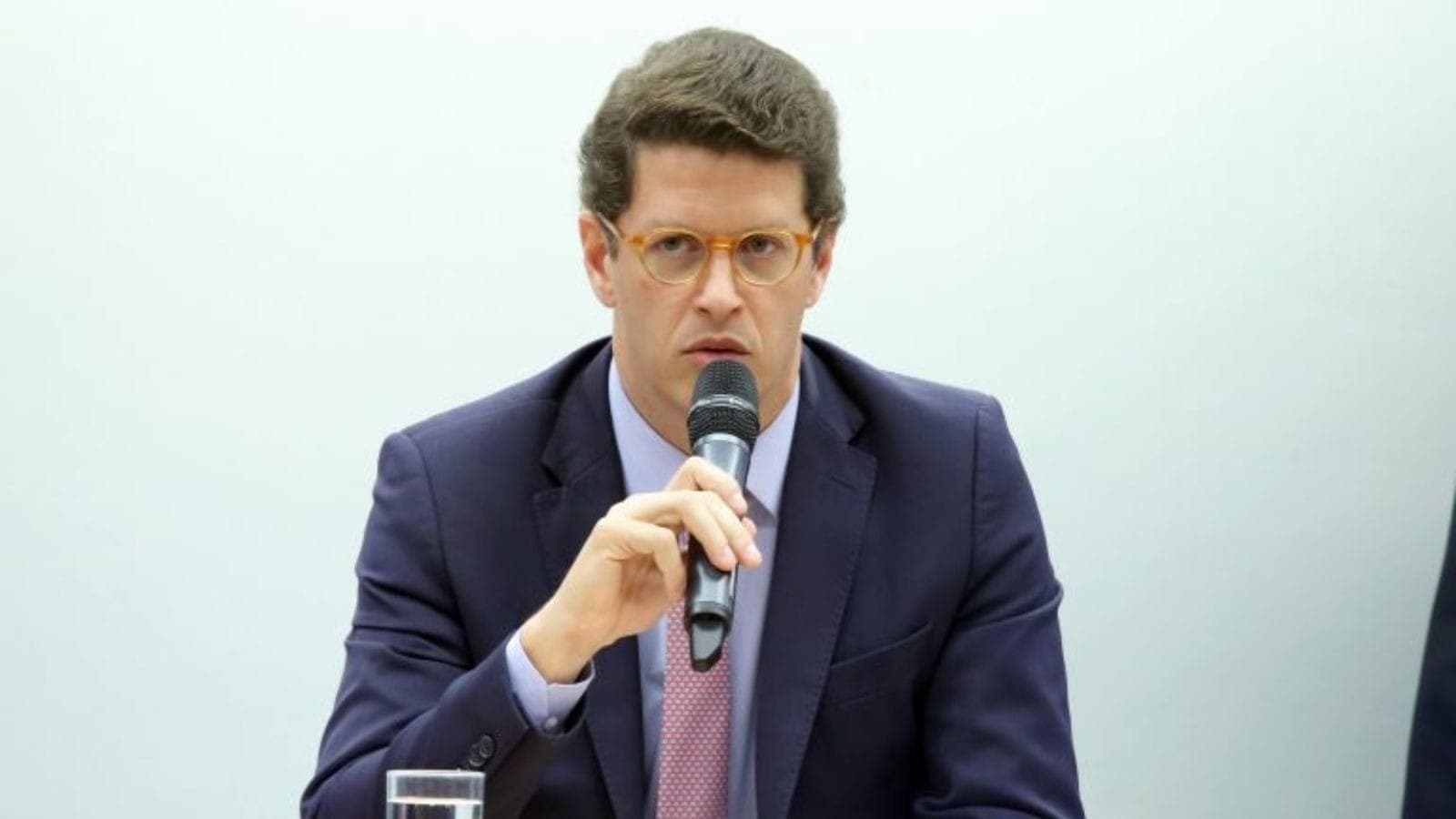 Simone Tebet diz que Salles se rendeu ao Centrão e Marina chama desistência de desrespeito
