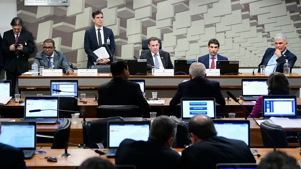 Messias diz que 'STF não pode ser visto como uma terceira casa legislativa'