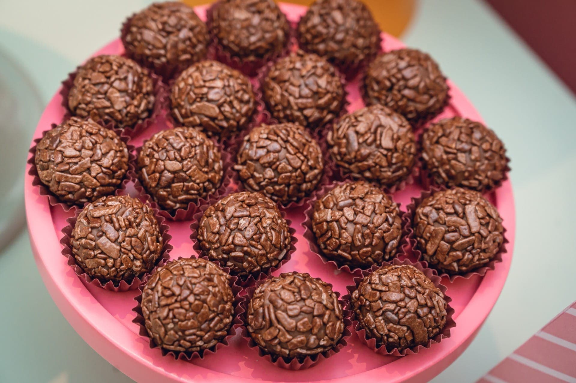 Brigadeiro: conheça a história do doce mais amado do Brasil