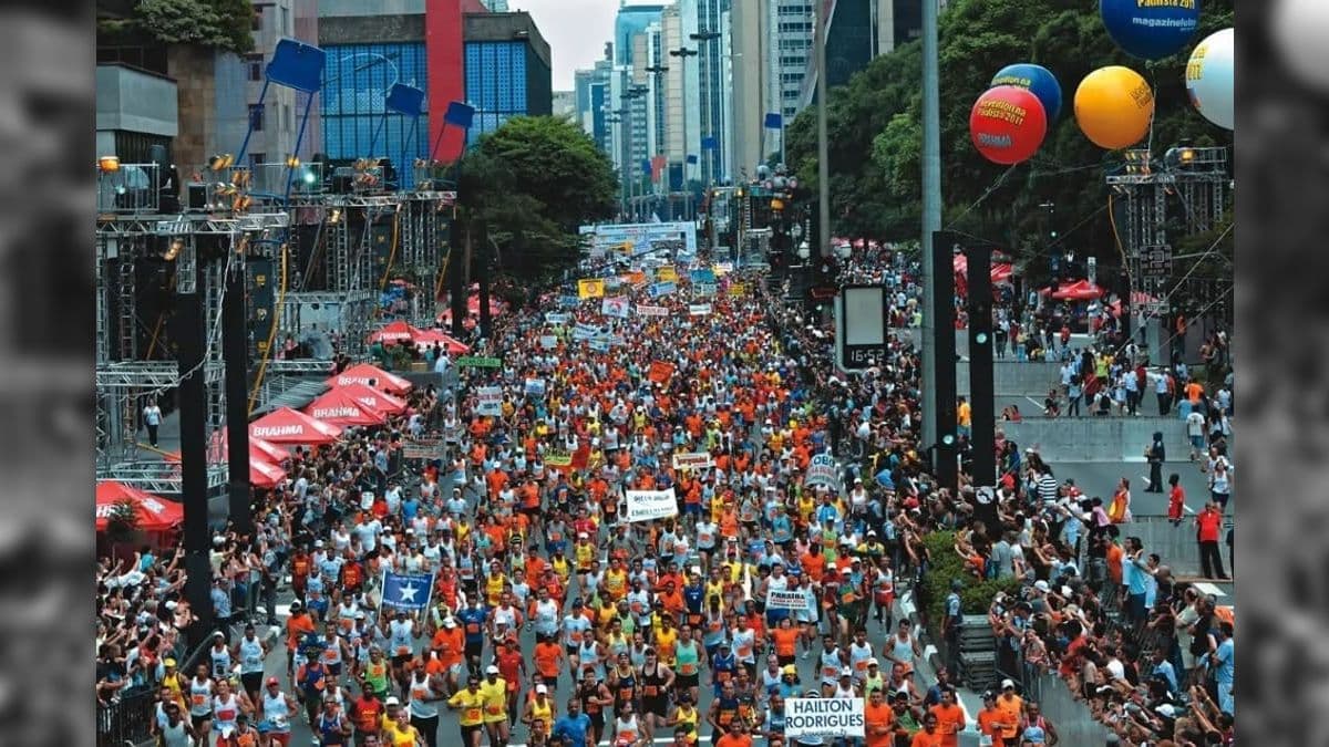 Quenianos lideram São Silvestre 2024; brasileira sobe ao pódio
