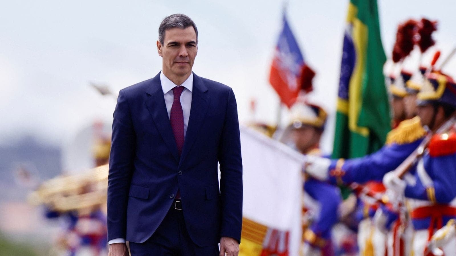 Espanha retalia Itália com controle migratório recíproco