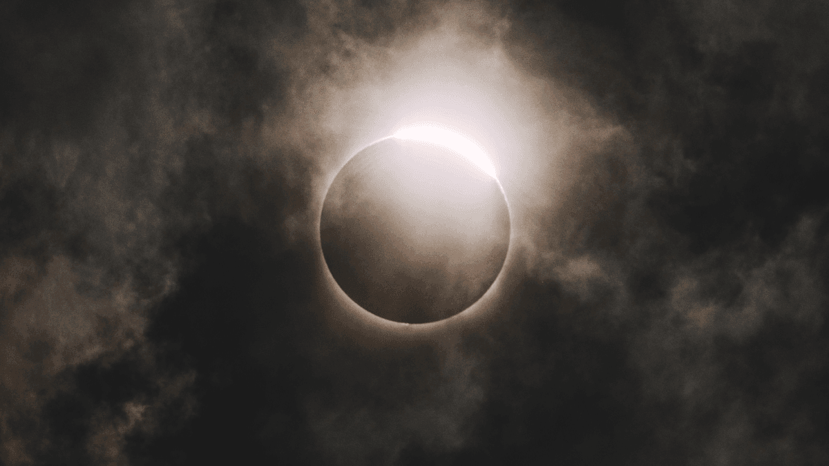 Eclipse lunar: que horas o fenômeno acontece no Brasil; veja como assistir