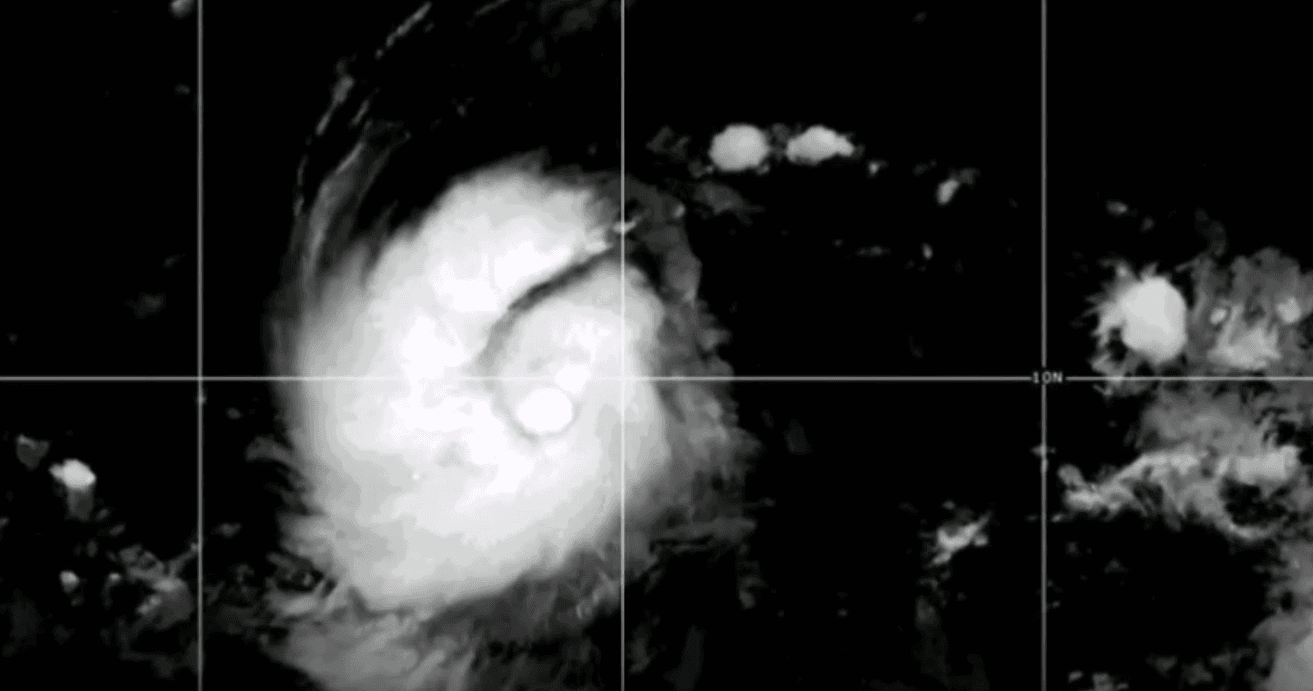 Furacão Beryl deixa Caribe em alerta com "ventos mortais"