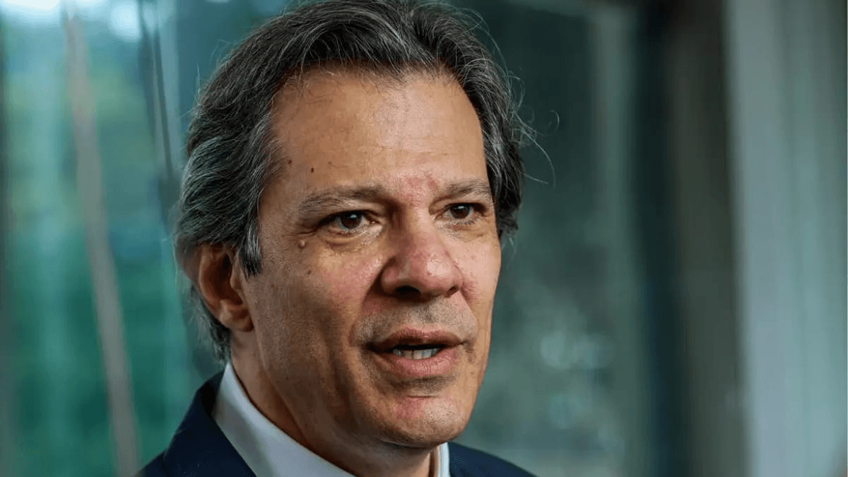 Justiça derruba posts que associam Haddad a atentado contra Luciano Hang