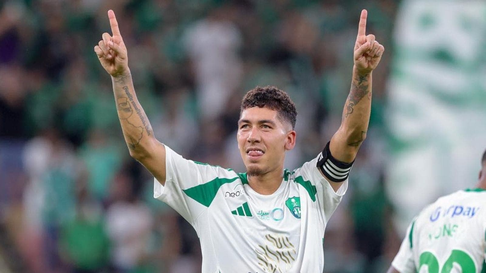 Roberto Firmino no Corinthians? "Vontade tem aumentado", diz atacante sobre voltar ao Brasil