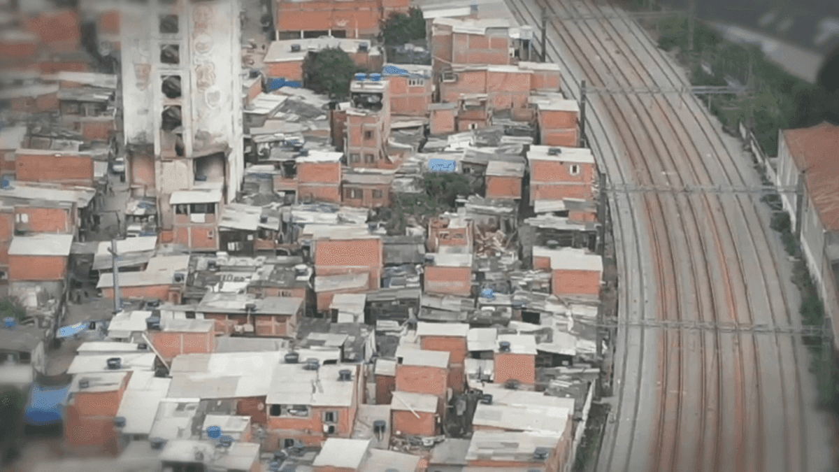 Governo vai acelerar processo de demolição de casas na Favela do Moinho