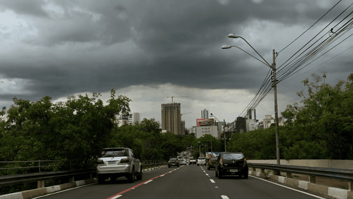 Defesa Civil alerta para ventos fortes com frente fria em Campinas e região