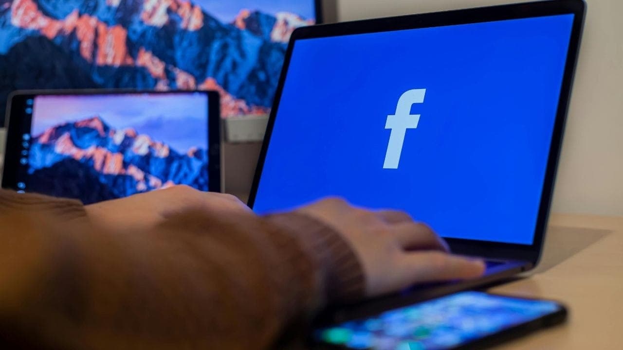 Meta inicia testes com 'Notas da comunidade' no Facebook e Instagram após acabar com moderação