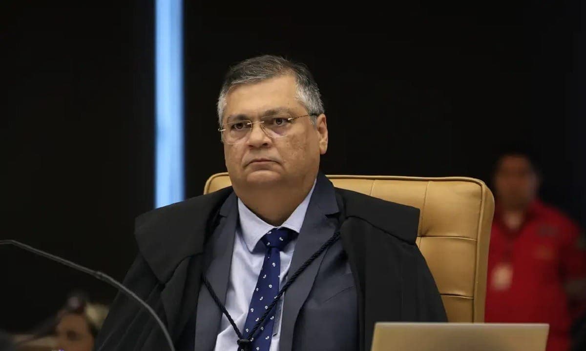 Dino indica que políticos são responsáveis por emendas desviadas | Orengo